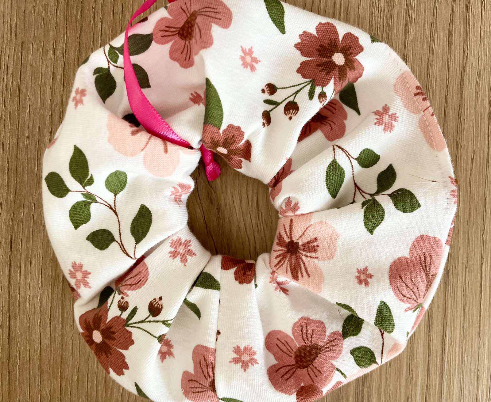 scrunchie floral