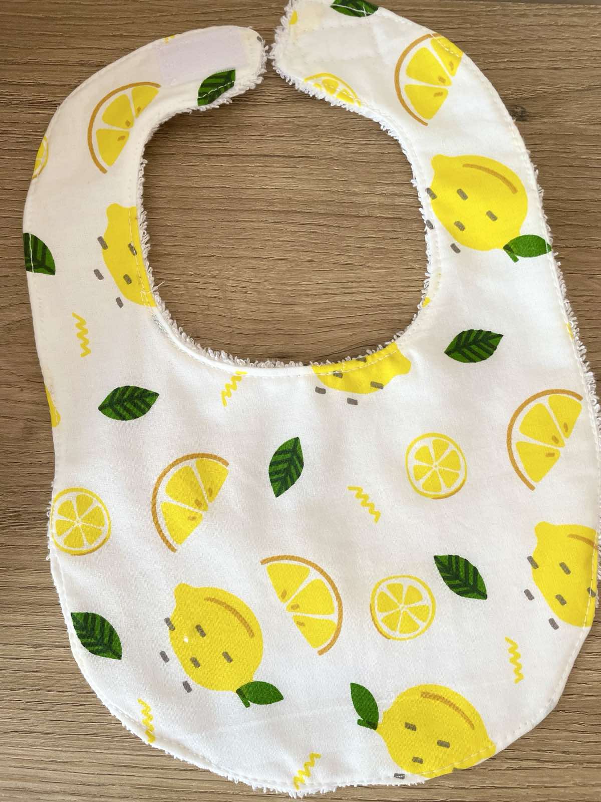 Σαλιάρα lemon