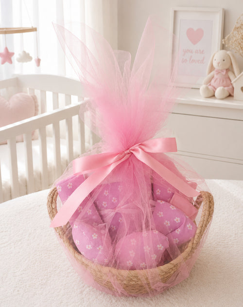 Baby gift box romantic flowers